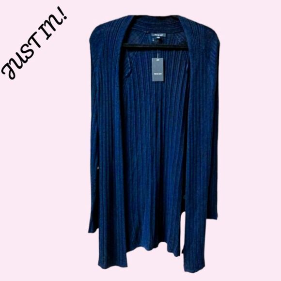 PRICE FIRM!;$36 VERVE AMI Women's Navey Blue Ribbed Design Cardigan - Picture 1 of 12